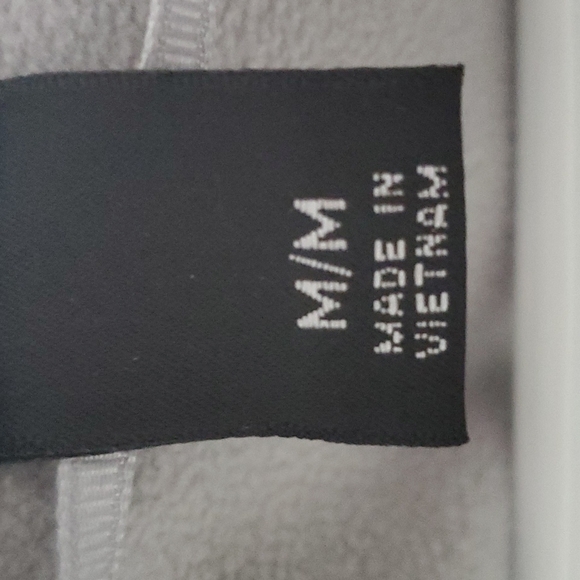 Fall/Spring Rain Coat - Picture 3 of 4